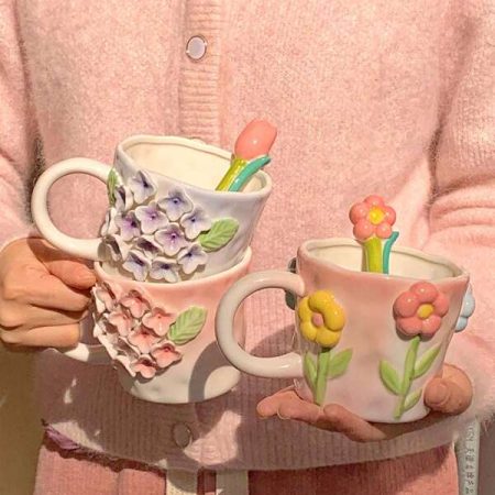 1pc Nordic Style Embossed Flower Ceramic Mug, High-Quality American Latte Coffee Cup And Saucer With Aesthetic Design, Creative Home Water Drinking Mug, Decorative Household Item, Ideal For Festivals, Birthdays, Parties And As Gifts For Boyfriend Or Girlfriend Multicolor